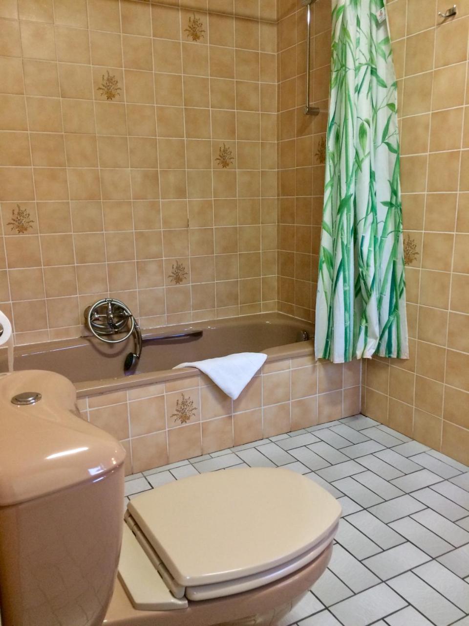 Hotel La Venerie Virton Dış mekan fotoğraf